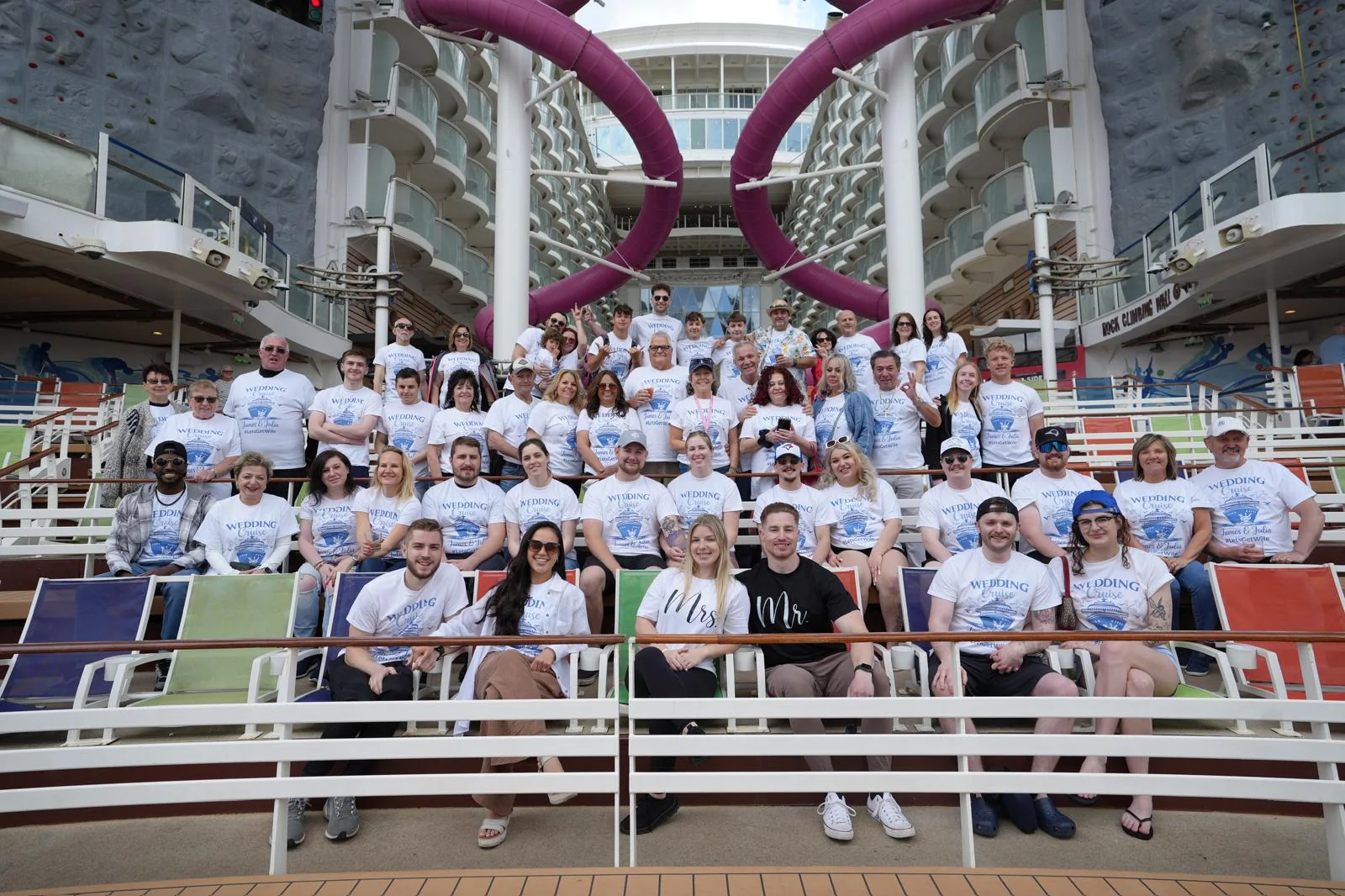 Cruise wedding group